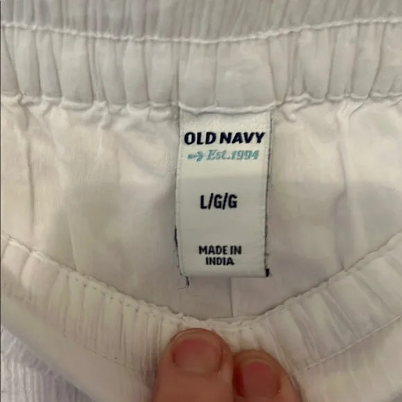 Old Navy White Maxi Skirt Flowing Silhouette size large - Picture 2 of 7